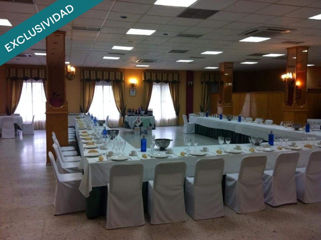 Komercyjne na sprzedaż w Guadiana - 299 000 € (Ref: 9461971)