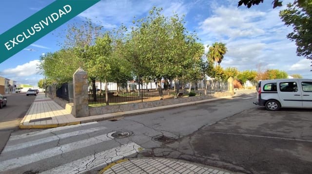 Komercyjne na sprzedaż w Guadiana - 299 000 € (Ref: 9461971)