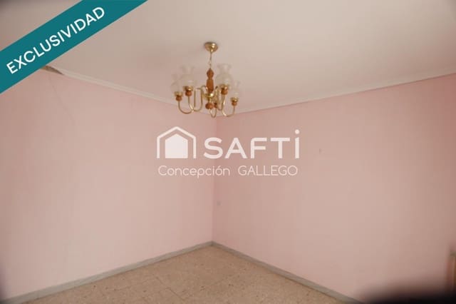 5 chambre Villa/Maison à vendre à Campo de Criptana avec garage - 49 000 € (Ref: 9461975)