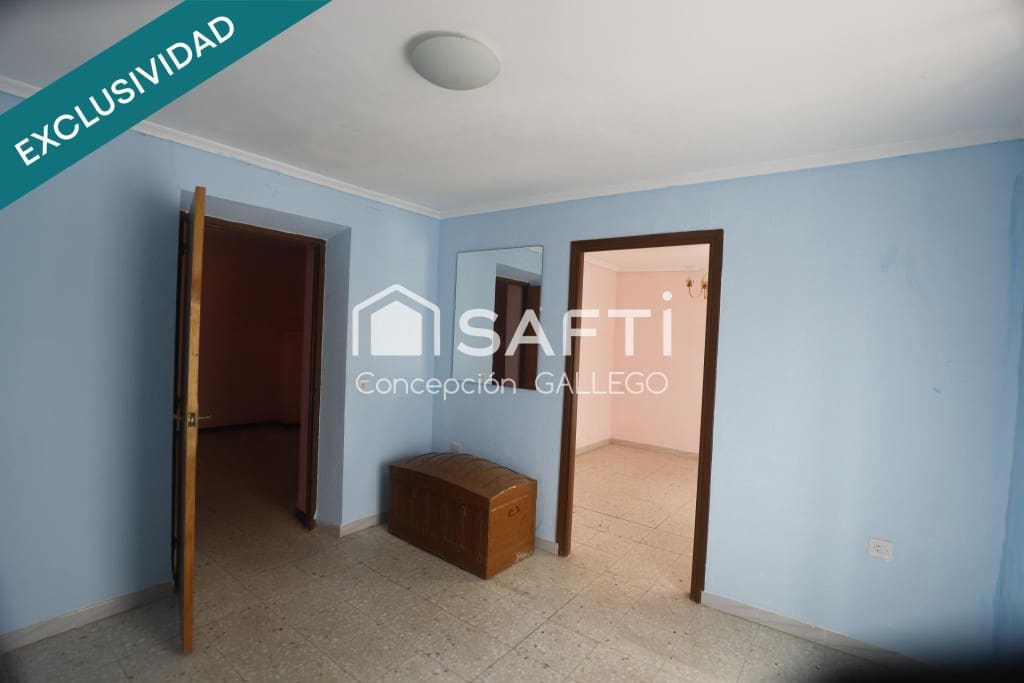 5 chambre Villa/Maison à vendre à Campo de Criptana avec garage - 49 000 € (Ref: 9461975)