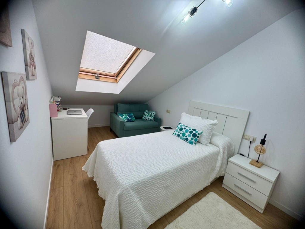 2 quarto Penthouse para venda em Carnota com garagem - 110 000 € (Ref: 9461976)