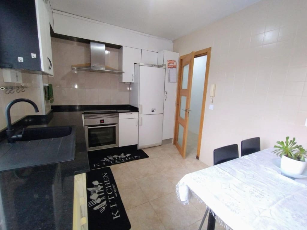 3 camera da letto Appartamento in vendita in Ames con garage - 175.000 € (Rif: 9461977)