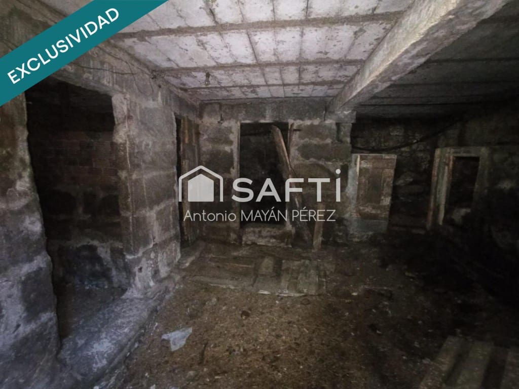 6 sypialnia Finka/Dom wiejski na sprzedaż w Rianxo z garażem - 67 500 € (Ref: 9461978)