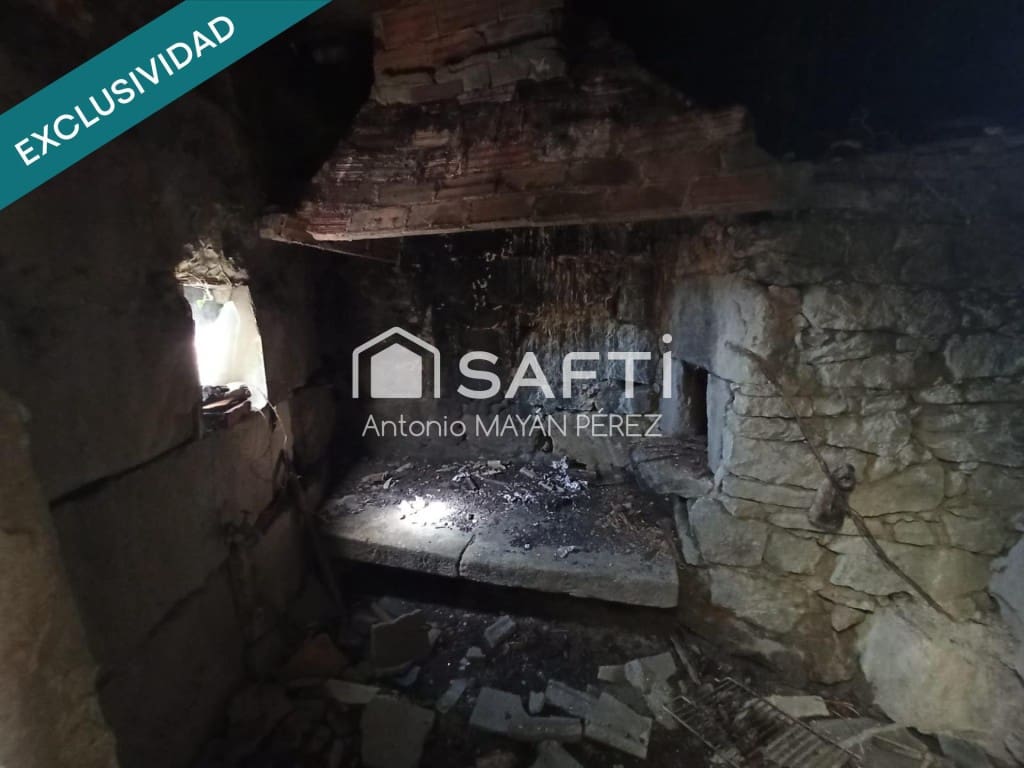 6 sypialnia Finka/Dom wiejski na sprzedaż w Rianxo z garażem - 67 500 € (Ref: 9461978)