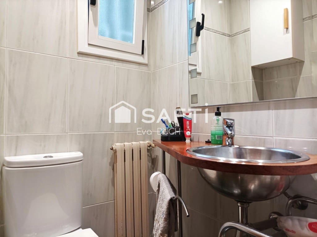 3 soveværelse Lejlighed til salg i Castellfollit de la Roca med garage - € 220.000 (Ref: 9461979)