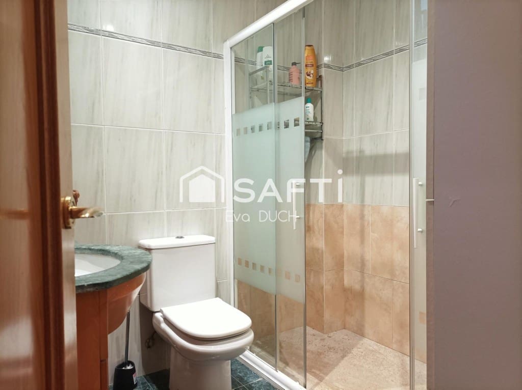 3 soveværelse Lejlighed til salg i Castellfollit de la Roca med garage - € 220.000 (Ref: 9461979)