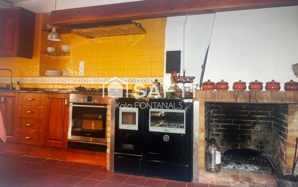 5 chambre Finca/Maison de Campagne à vendre à Vallgorguina avec garage - 598 000 € (Ref: 9461982)