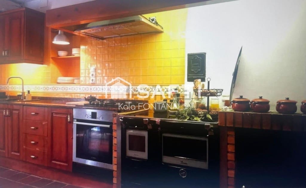 5 chambre Finca/Maison de Campagne à vendre à Vallgorguina avec garage - 598 000 € (Ref: 9461982)