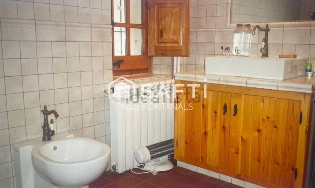 5 chambre Finca/Maison de Campagne à vendre à Vallgorguina avec garage - 598 000 € (Ref: 9461982)