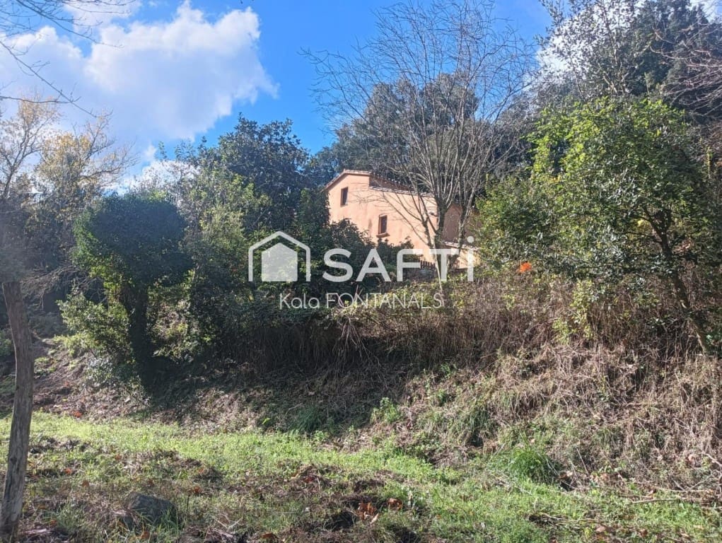 5 chambre Finca/Maison de Campagne à vendre à Vallgorguina avec garage - 598 000 € (Ref: 9461982)