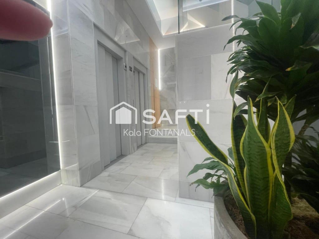 3 makuuhuone Kattohuoneisto myytävänä paikassa Pontevedra kaupunki mukana 
autotalli - 439 000 € (Ref: 9461983)