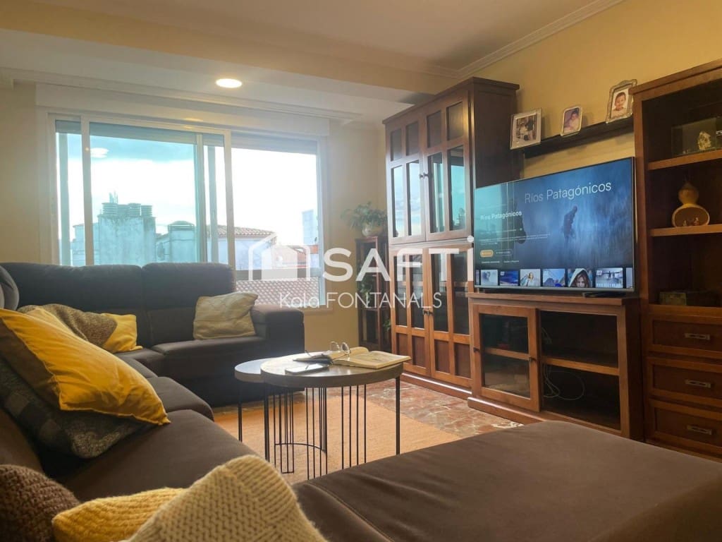 3 makuuhuone Kattohuoneisto myytävänä paikassa Pontevedra kaupunki mukana 
autotalli - 439 000 € (Ref: 9461983)