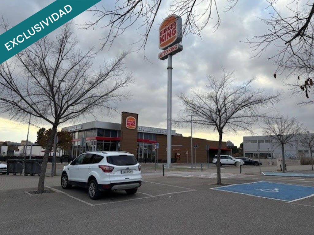 Comercial para venda em Almansa - 104 000 € (Ref: 9461985)