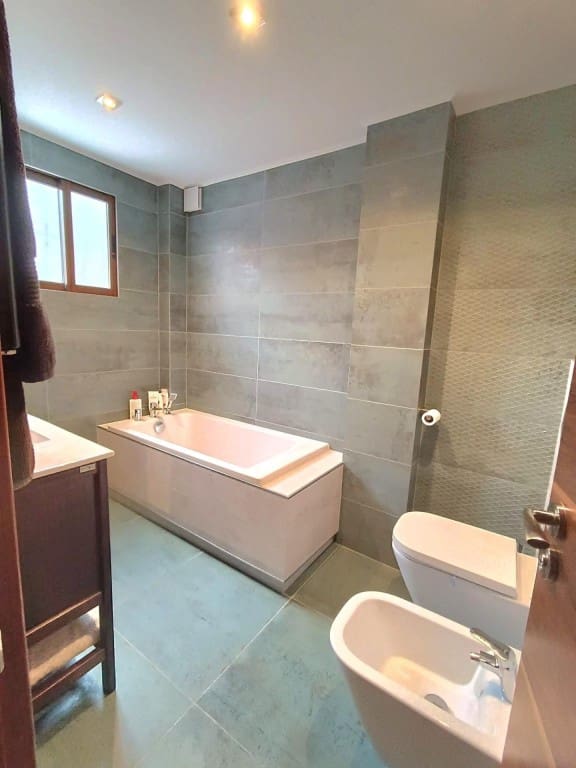 4 Zimmer Villa zu verkaufen in Gandia - 379.000 € (Ref: 9461986)