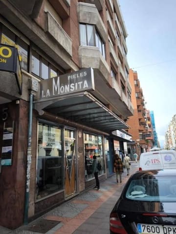 Commercieel te huur in León stad - € 1.500 (Ref: 9461988)