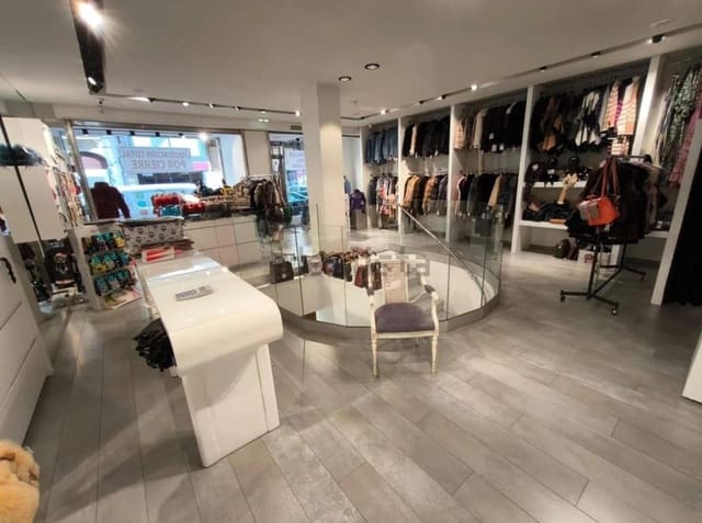 Commercieel te huur in León stad - € 1.500 (Ref: 9461988)