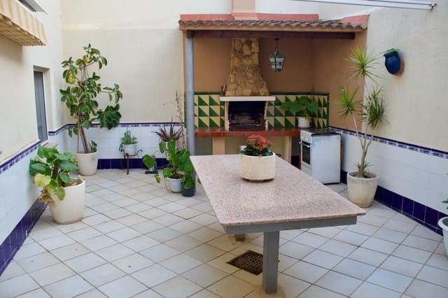 4 quarto Apartamento para venda em Valls - 210 000 € (Ref: 9461989)