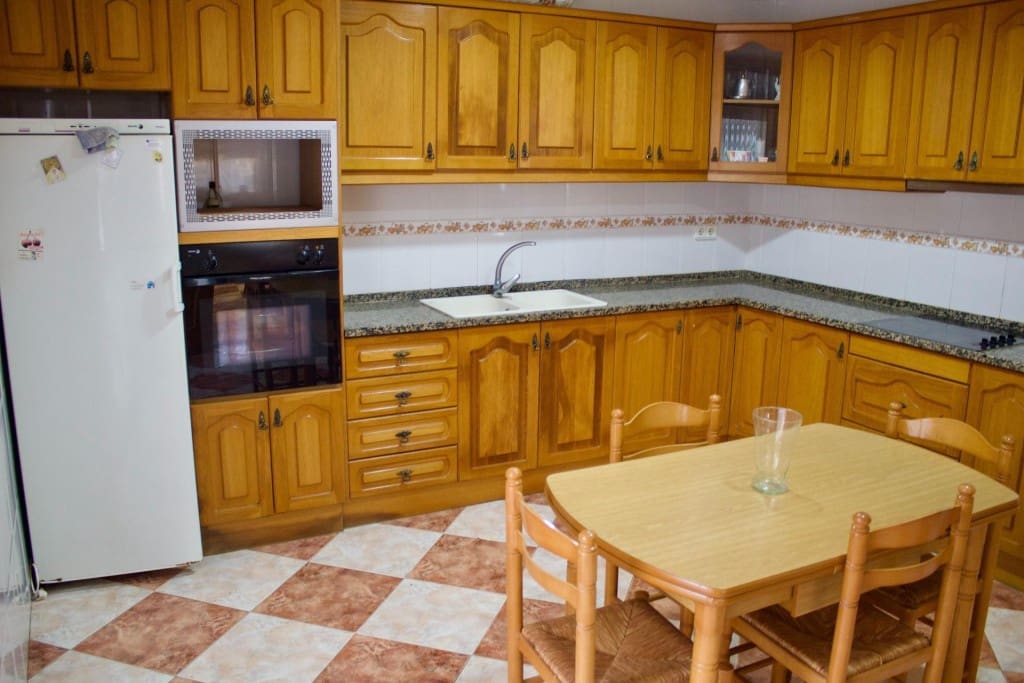 4 bedroom Apartment for sale in Valls - € 210,000 (Ref: 9461989)