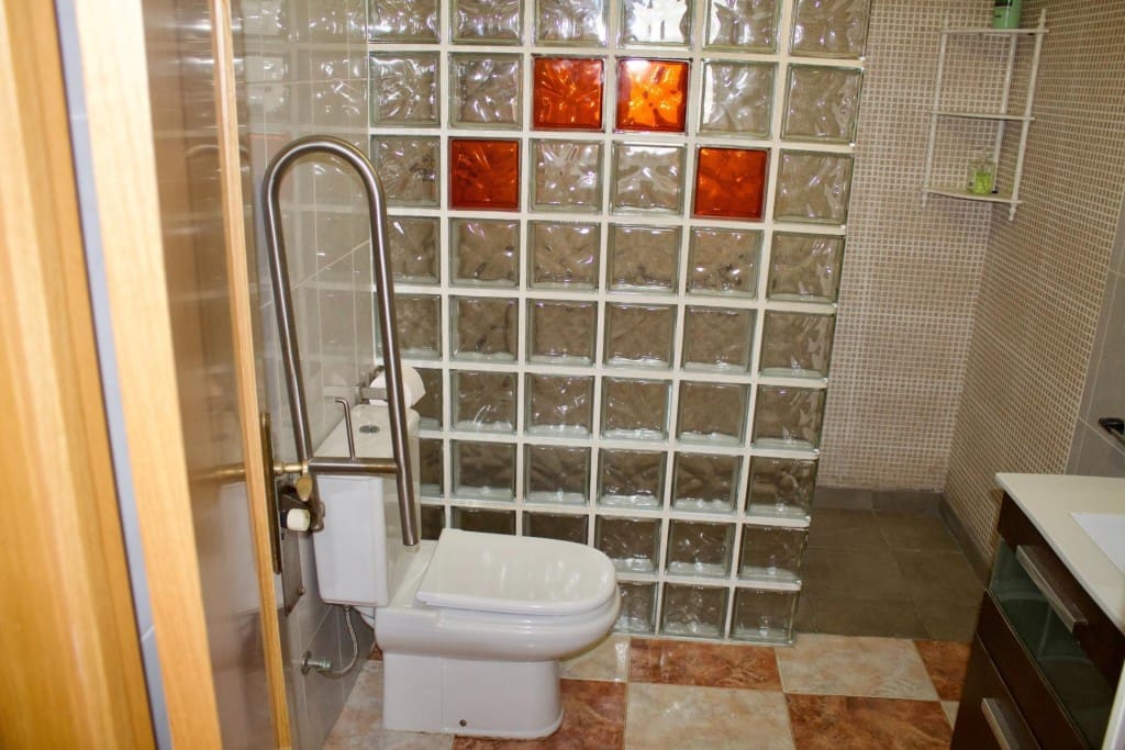 4 bedroom Apartment for sale in Valls - € 210,000 (Ref: 9461989)