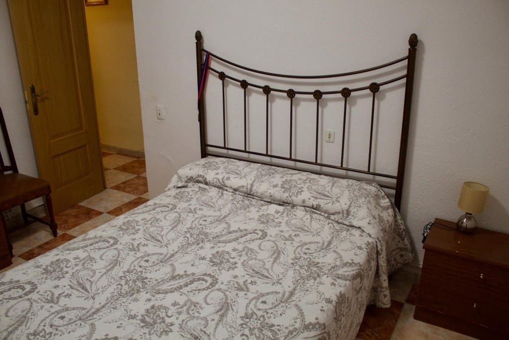 4 bedroom Apartment for sale in Valls - € 210,000 (Ref: 9461989)