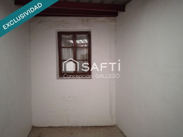 2 bedroom Villa for sale in Campo de Criptana - € 45,000 (Ref: 9465499)