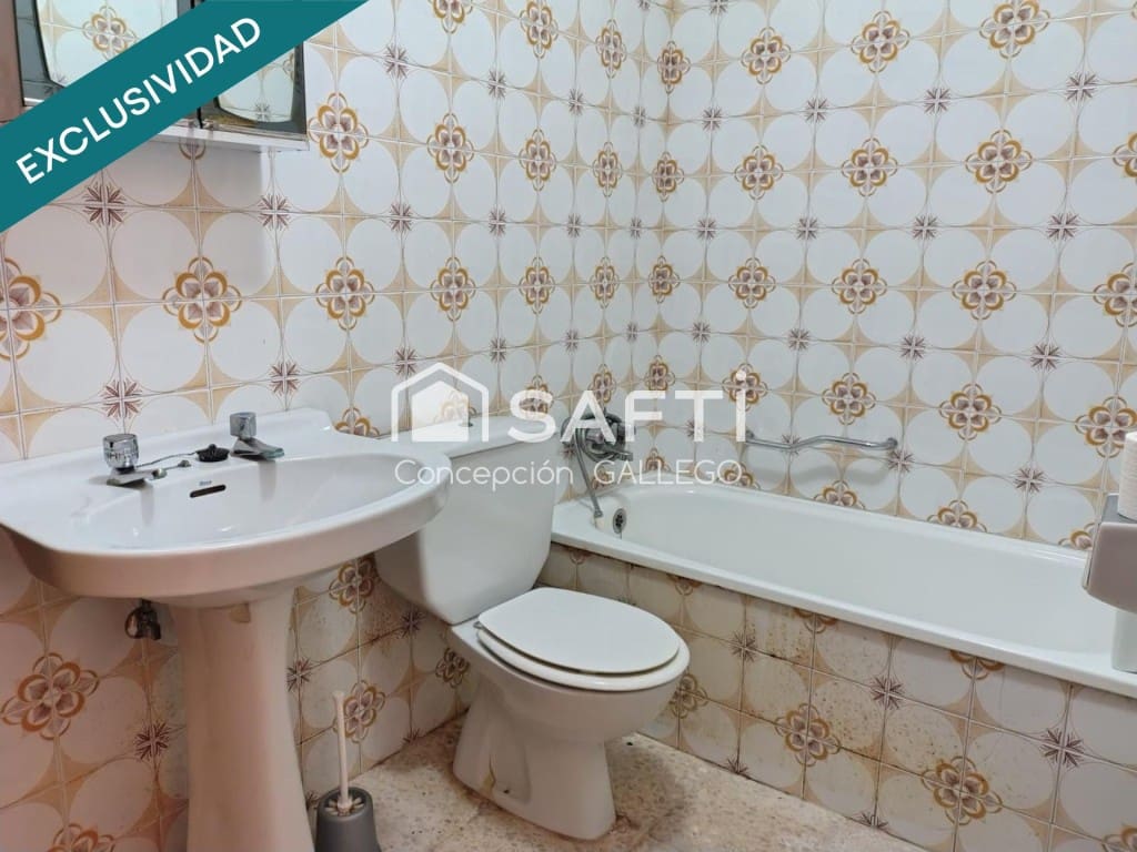 2 bedroom Villa for sale in Campo de Criptana - € 45,000 (Ref: 9465499)