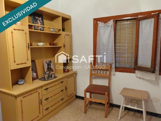2 bedroom Villa for sale in Campo de Criptana - € 45,000 (Ref: 9465499)