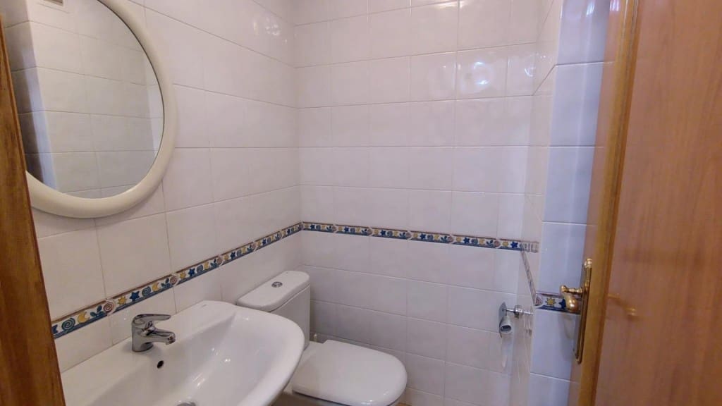 Apartamento de 4 habitaciones en Santiago de Compostela en alquiler con garaje - 1.500 € (Ref: 9465500)