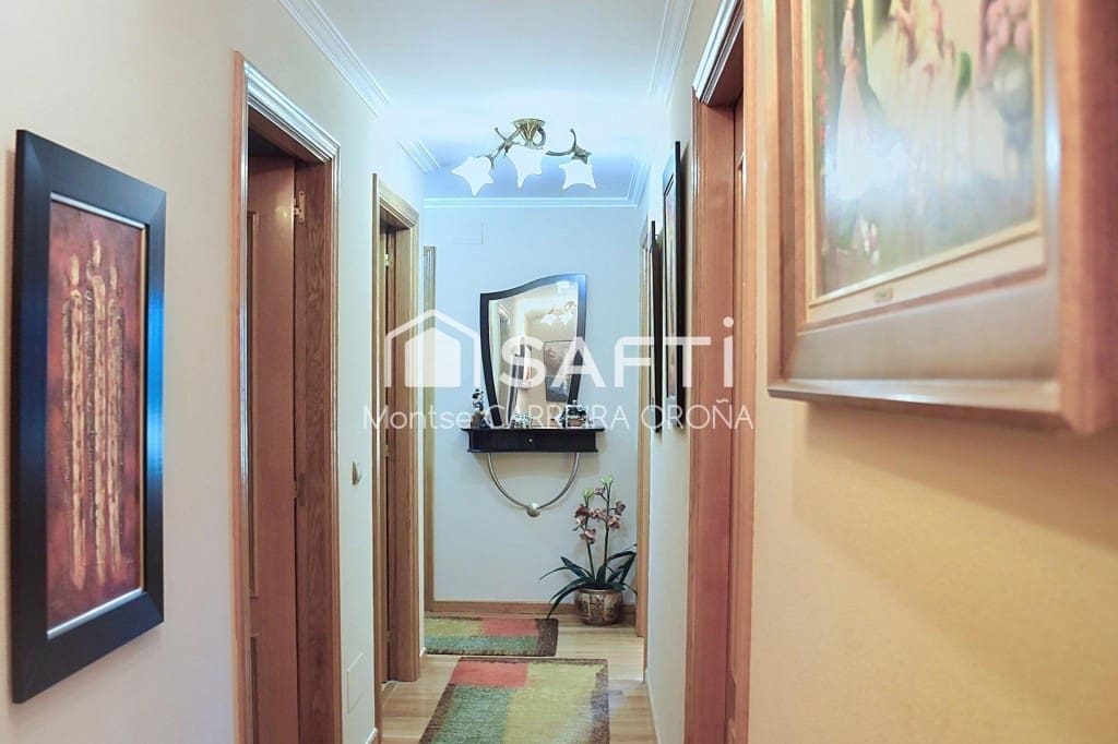 Apartamento de 4 habitaciones en Santiago de Compostela en alquiler con garaje - 1.500 € (Ref: 9465500)