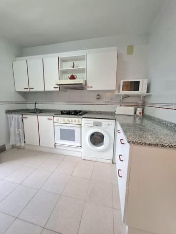Adosado de 3 habitaciones en Oropesa  en venta con garaje - 191.000 € (Ref: 9465507)