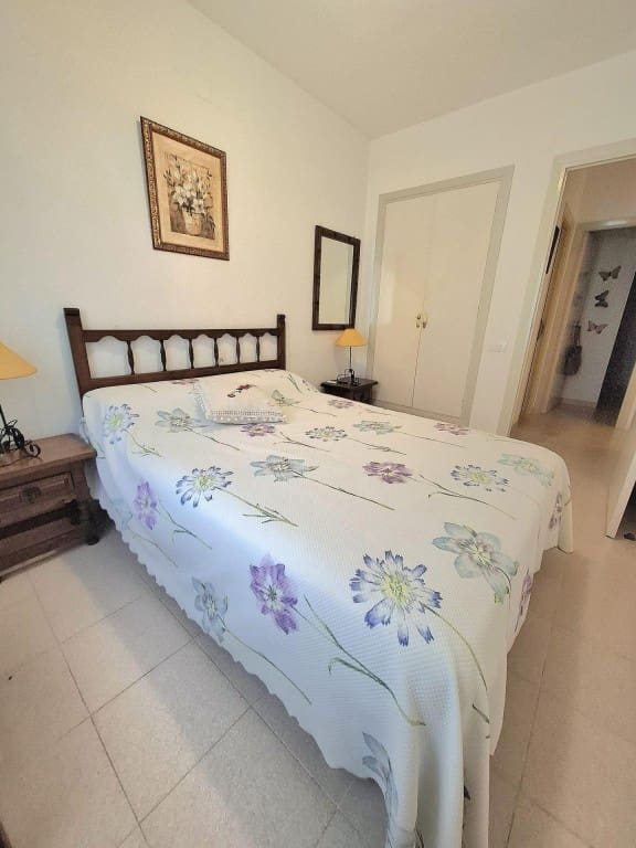 Adosado de 3 habitaciones en Oropesa  en venta con garaje - 191.000 € (Ref: 9465507)