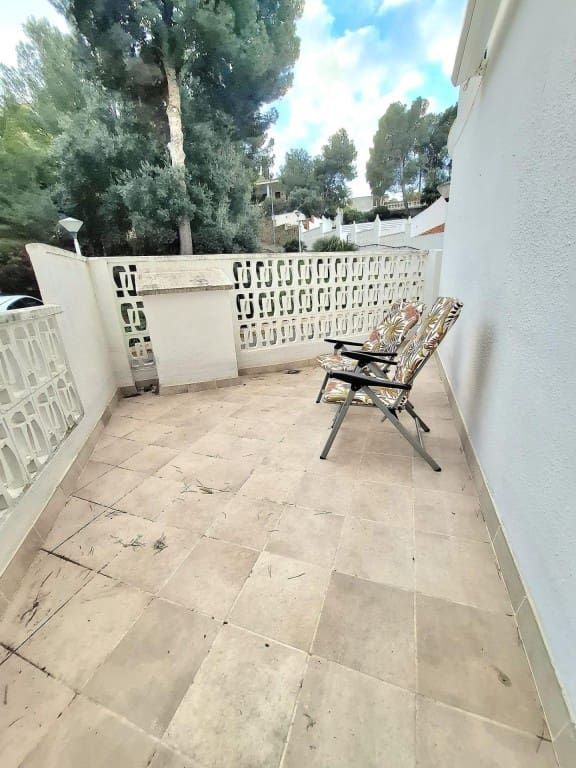 Adosado de 3 habitaciones en Oropesa  en venta con garaje - 191.000 € (Ref: 9465507)