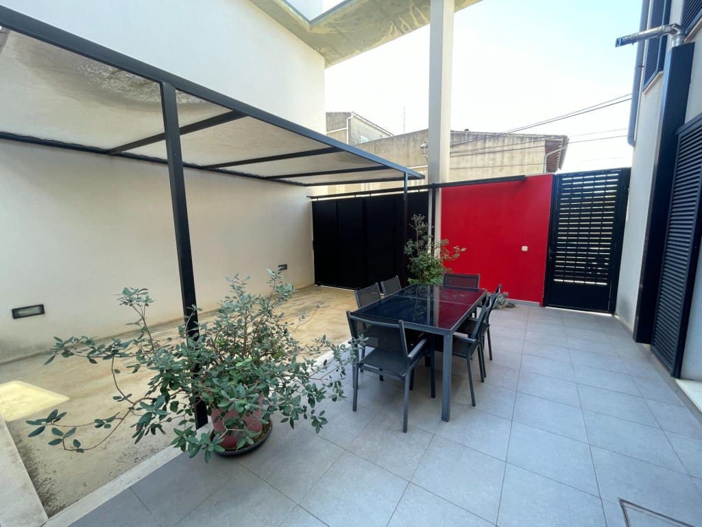 Adosado de 3 habitaciones en Vilafranca de Bonany en alquiler - 1.500 € (Ref: 9468317)
