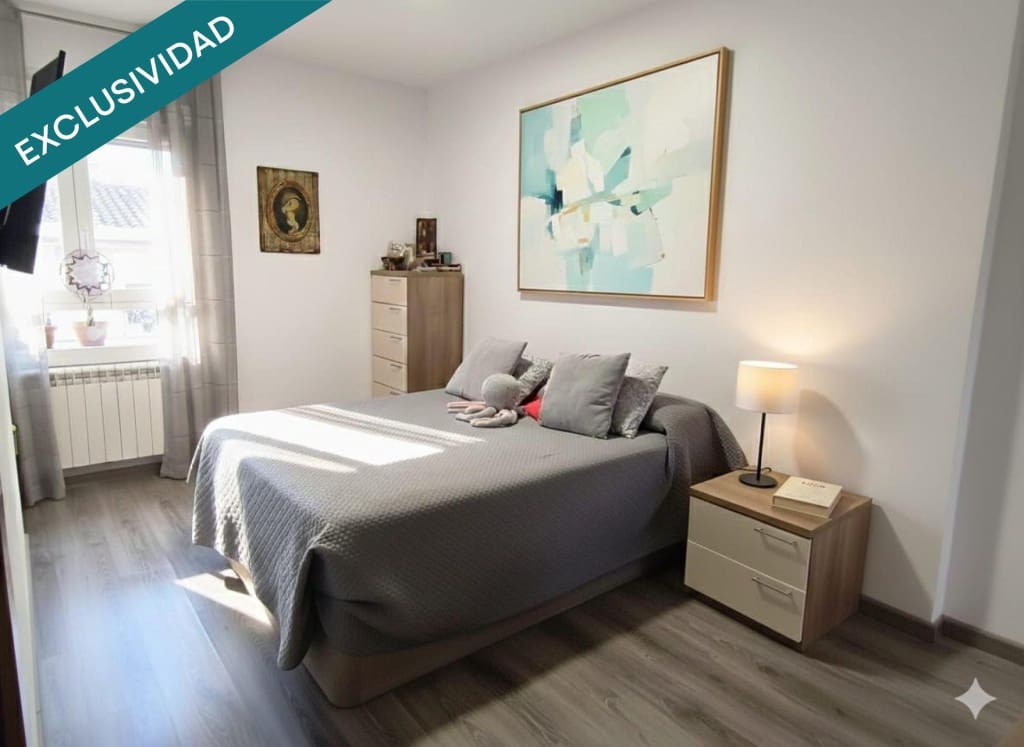 3 bedroom Apartment for sale in Huesca city - € 147,900 (Ref: 9468320)