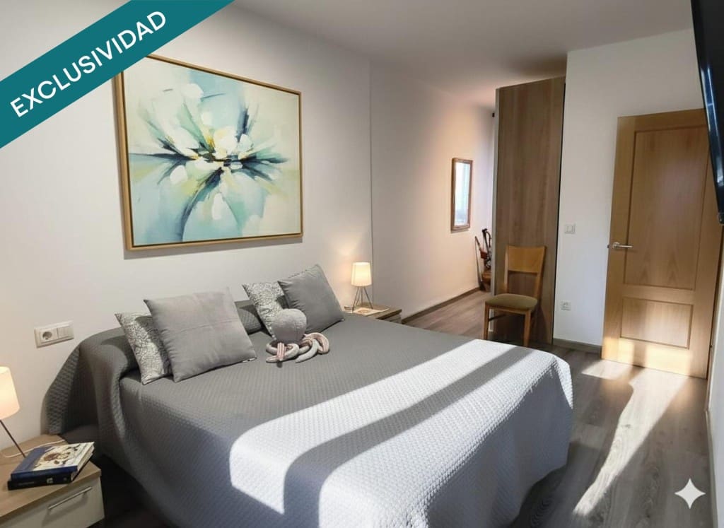 3 bedroom Apartment for sale in Huesca city - € 147,900 (Ref: 9468320)