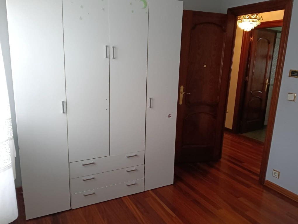 4 Zimmer Villa zu verkaufen in Santa Maria del Paramo mit Garage - 175.000 € (Ref: 9468321)