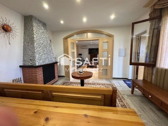 Chalet de 4 habitaciones en Montroig-Mar, Mont-roig del Camp en venta con piscina - 525.000 € (Ref: 9468326)