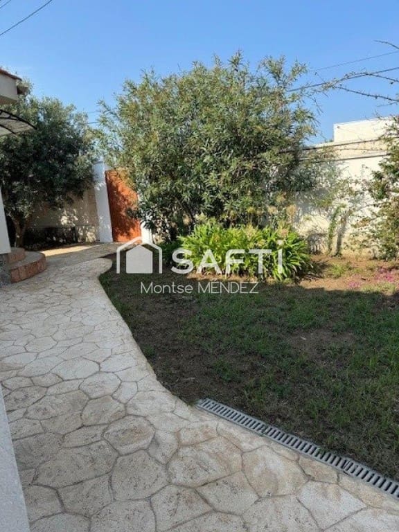 4 bedroom Villa for sale in Montroig-Mar with pool - € 525,000 (Ref: 9468326)