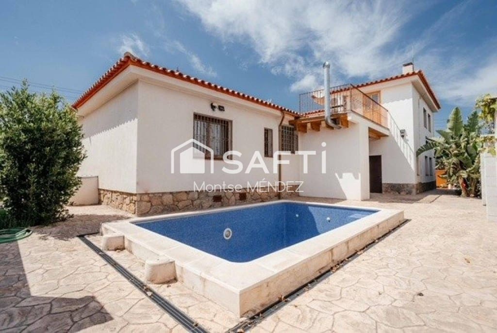 4 bedroom Villa for sale in Montroig-Mar with pool - € 525,000 (Ref: 9468326)