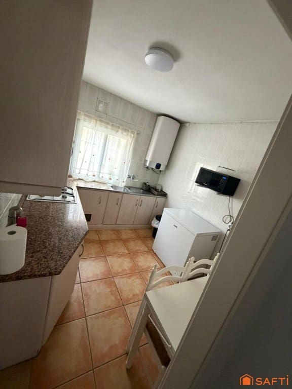 4 Zimmer Villa zu verkaufen in Castello de la Plana mit Pool Garage - 249.000 € (Ref: 9468327)