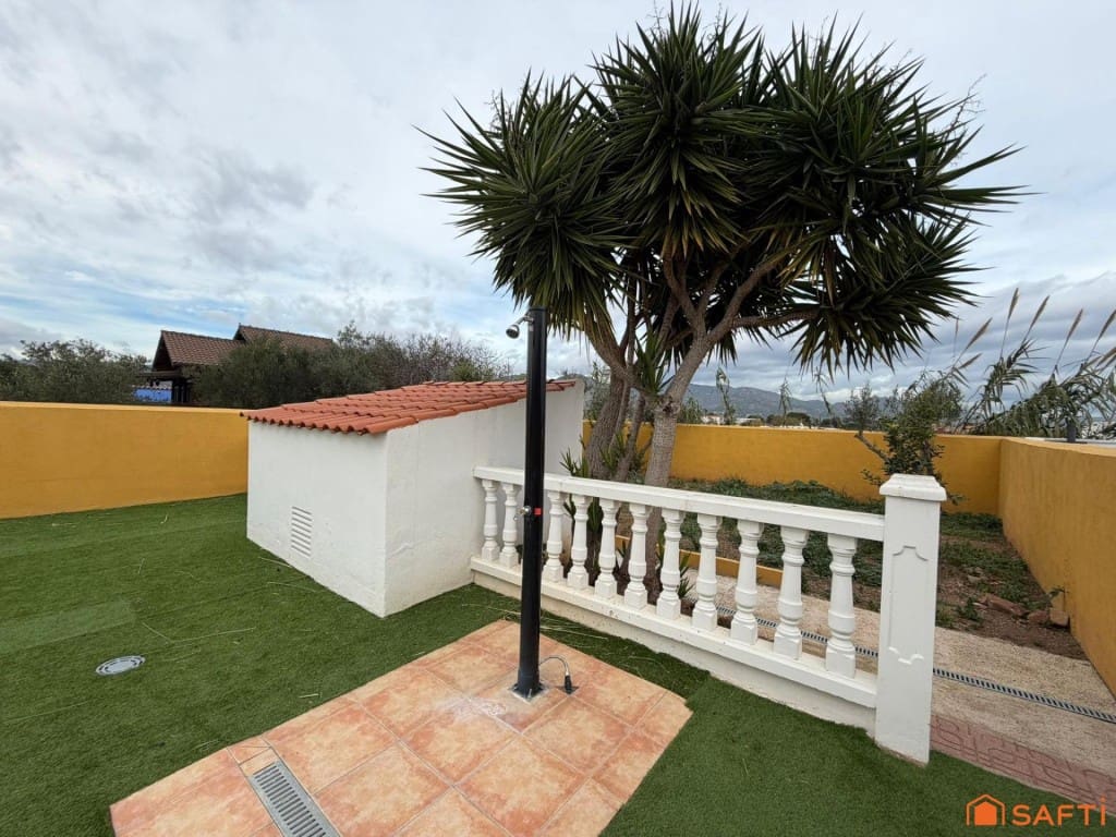 4 Zimmer Villa zu verkaufen in Castello de la Plana mit Pool Garage - 249.000 € (Ref: 9468327)