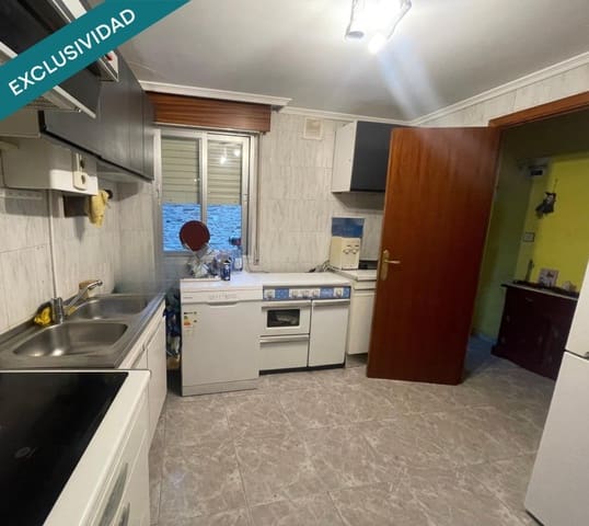 3 makuuhuone Maalaistalo myytävänä paikassa Villanueva de Valdueza, Ponferrada mukana 
autotalli - 80 000 € (Ref: 9470336)