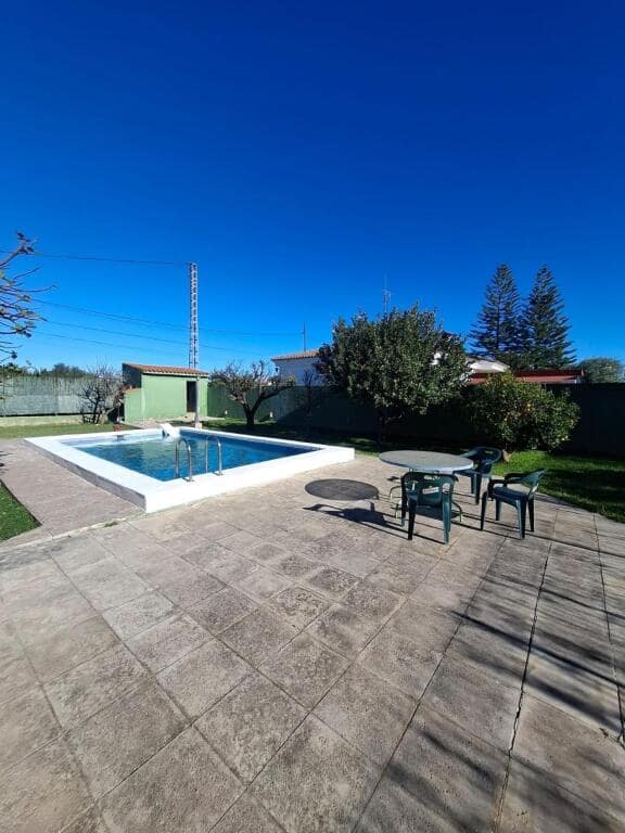 4 soveværelse Villa til salg i Castello de la Plana med swimmingpool - € 349.000 (Ref: 9470342)