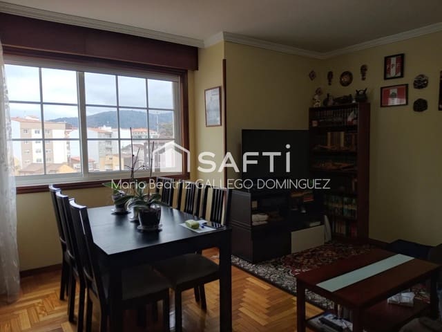 3 sovrum Lägenhet till salu i Cangas med garage - 215 000 € (Ref: 9472799)