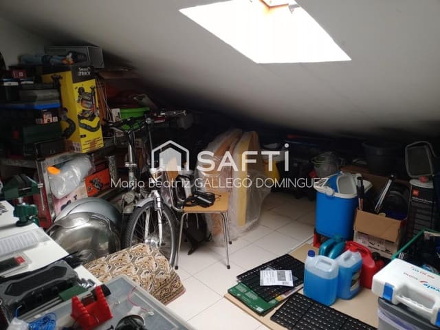 3 makuuhuone Huoneisto myytävänä paikassa Cangas mukana 
autotalli - 215 000 € (Ref: 9472799)