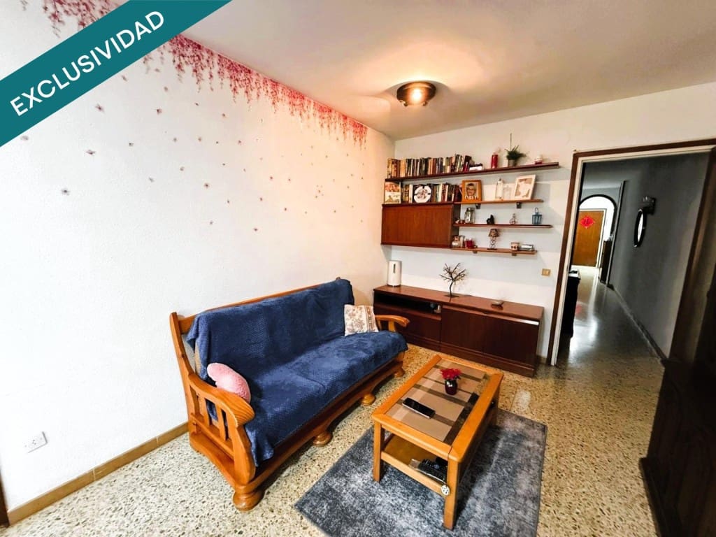 3 sovrum Lägenhet till salu i Pineda de Mar - 178 000 € (Ref: 9472801)