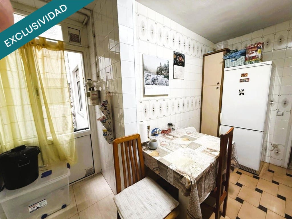 3 sovrum Lägenhet till salu i Pineda de Mar - 178 000 € (Ref: 9472801)