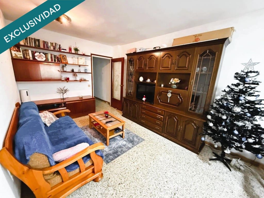 3 sovrum Lägenhet till salu i Pineda de Mar - 178 000 € (Ref: 9472801)