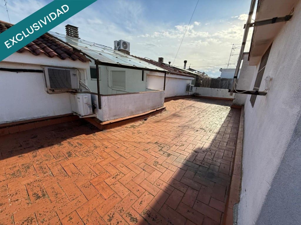 3 sovrum Lägenhet till salu i Pineda de Mar - 178 000 € (Ref: 9472801)