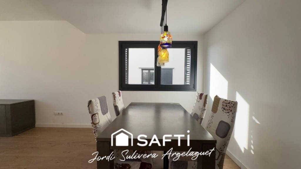 4 soverom Rekkehus til salgs i Santa Coloma de Farners - € 410 000 (Ref: 9472803)